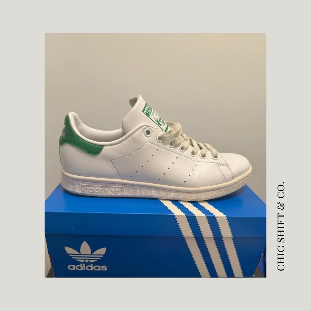 Adidas | Stan Smith | White and Green Sneakers | Size 7